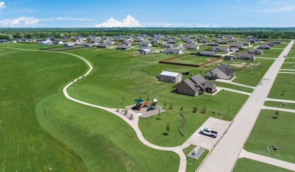 2432 Blackjack Oak Road, Oak Ridge, TX 75161, 4 Habitaciones Habitaciones , ,2 BañosBaños,Residential,En Venta,2432 Blackjack Oak Road,20843324