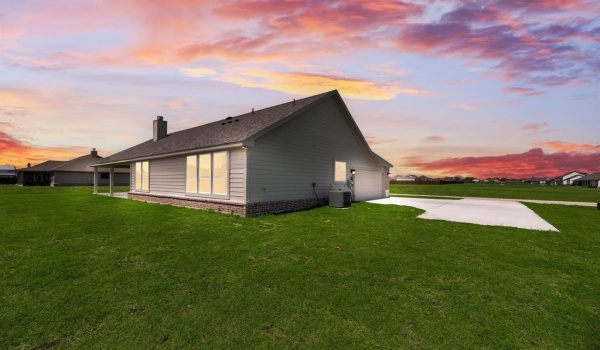 2432 Blackjack Oak Road, Oak Ridge, TX 75161, 4 Habitaciones Habitaciones , ,2 BañosBaños,Residential,En Venta,2432 Blackjack Oak Road,20843324