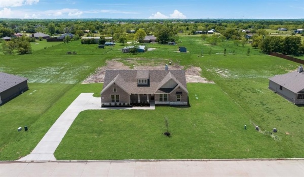 2432 Blackjack Oak Road, Oak Ridge, TX 75161, 4 Habitaciones Habitaciones , ,2 BañosBaños,Residential,En Venta,2432 Blackjack Oak Road,20843324