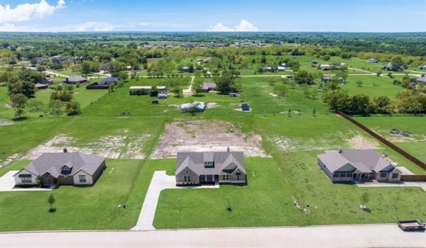 2432 Blackjack Oak Road, Oak Ridge, TX 75161, 4 Habitaciones Habitaciones , ,2 BañosBaños,Residential,En Venta,2432 Blackjack Oak Road,20843324