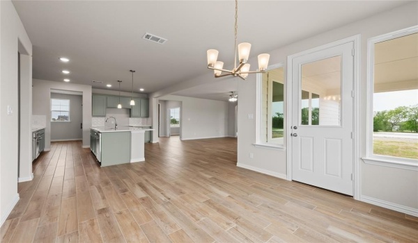 9 Louis Road, Sherman, TX 75090, 3 Bedrooms Bedrooms, ,2 BathroomsBathrooms,Residential,For Sale,9 Louis Road,20843359