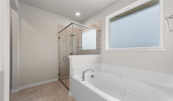 9 Louis Road, Sherman, TX 75090, 3 Bedrooms Bedrooms, ,2 BathroomsBathrooms,Residential,For Sale,9 Louis Road,20843359
