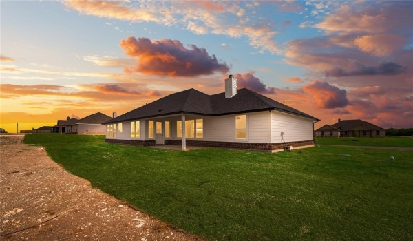 9 Louis Road, Sherman, TX 75090, 3 Bedrooms Bedrooms, ,2 BathroomsBathrooms,Residential,For Sale,9 Louis Road,20843359