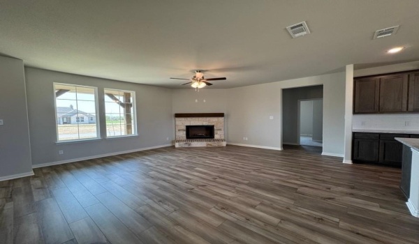 5 Louis Road, Sherman, TX 75090, 4 Bedrooms Bedrooms, ,2 BathroomsBathrooms,Residential,For Sale,5 Louis Road,20843377