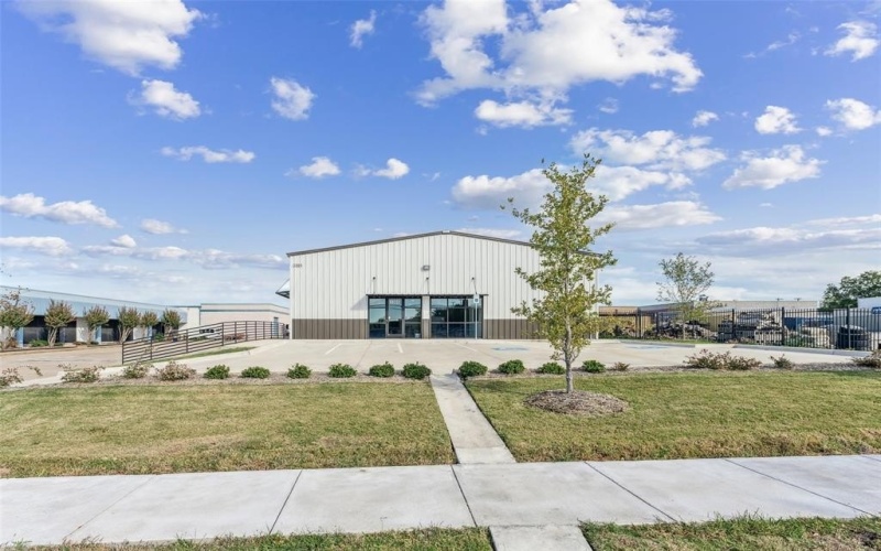 3305 Century Drive, Rowlett, TX 75088, ,Commercial Sale,En Venta,3305 Century Drive,20843398