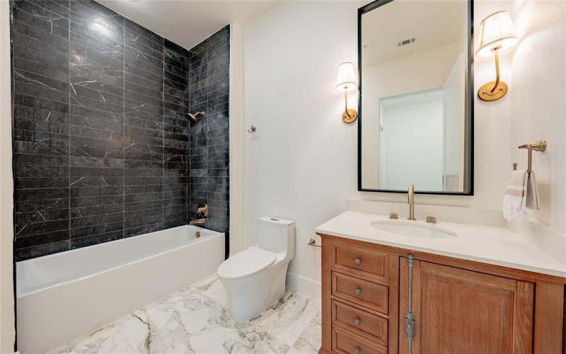 2026 Portofino Drive, Rockwall, TX 75032, 3 Bedrooms Bedrooms, ,3 BathroomsBathrooms,Residential,For Sale,2026 Portofino Drive,20843453