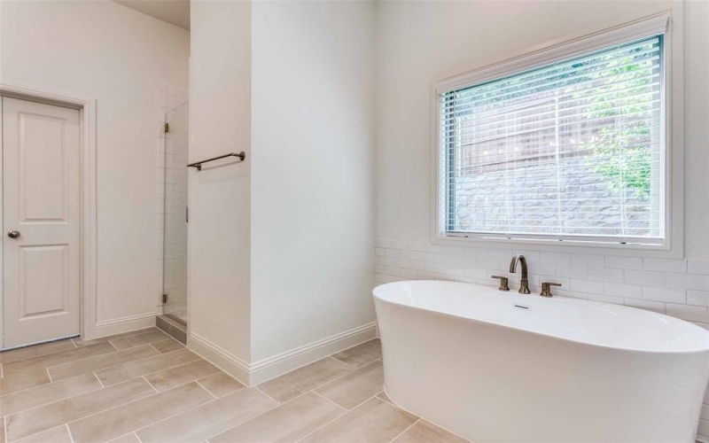 782 Sterling Drive, Benbrook, TX 76126, 3 Bedrooms Bedrooms, ,3 BathroomsBathrooms,Residential,For Sale,782 Sterling Drive,20843512