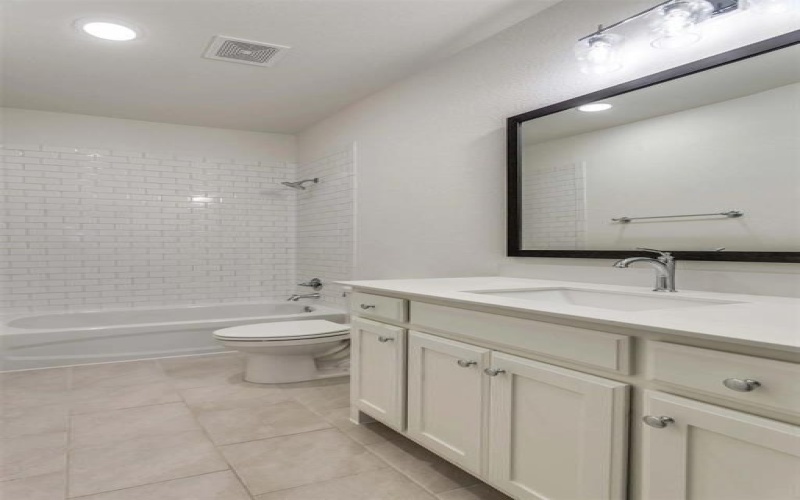 790 Sterling Drive, Benbrook, TX 76126, 4 Bedrooms Bedrooms, ,3 BathroomsBathrooms,Residential,For Sale,790 Sterling Drive,20843520