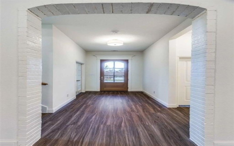 790 Sterling Drive, Benbrook, TX 76126, 4 Bedrooms Bedrooms, ,3 BathroomsBathrooms,Residential,For Sale,790 Sterling Drive,20843520
