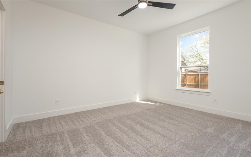 3910 Alsbury Street, Dallas, TX 75216, 4 Habitaciones Habitaciones , ,2 BañosBaños,Residential,En Venta,3910 Alsbury Street,20843541