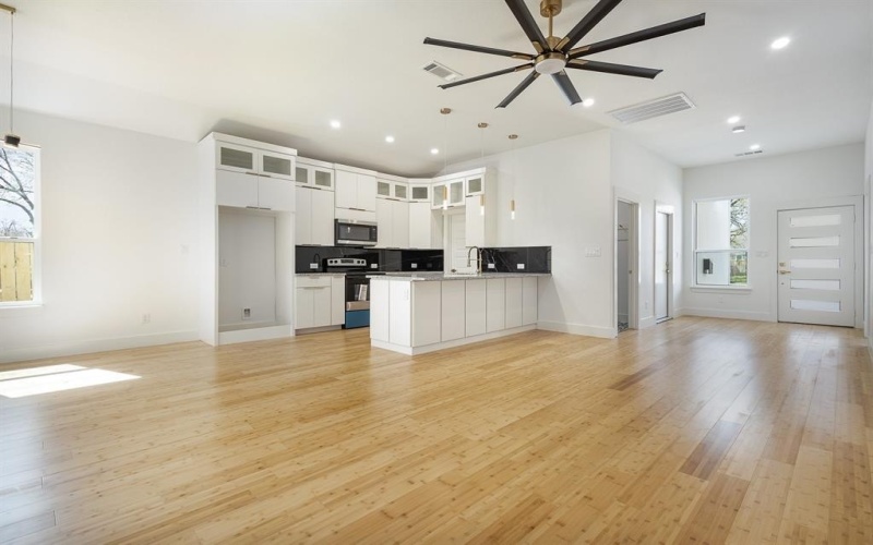 3910 Alsbury Street, Dallas, TX 75216, 4 Habitaciones Habitaciones , ,2 BañosBaños,Residential,En Venta,3910 Alsbury Street,20843541