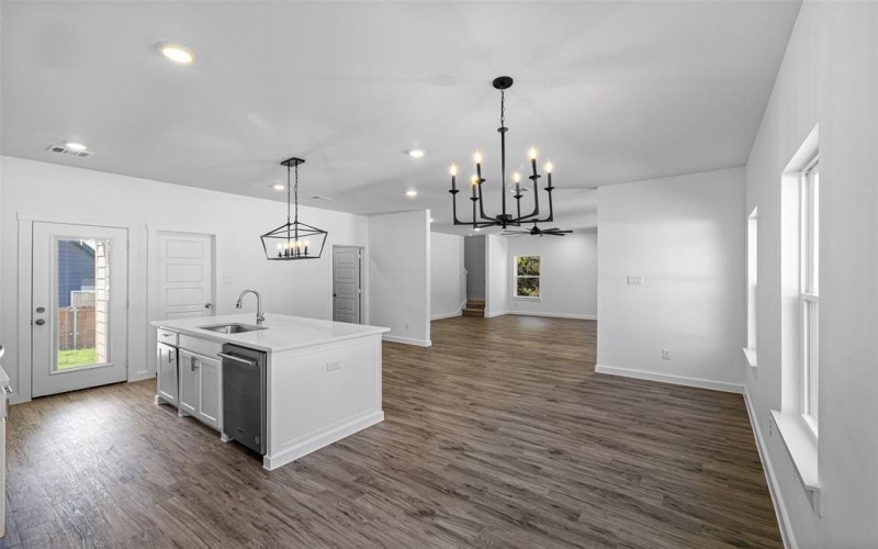 5708 Barkridge Drive, Granbury, TX 76048, 3 Bedrooms Bedrooms, ,2 BathroomsBathrooms,Residential,For Sale,5708 Barkridge Drive,20843636