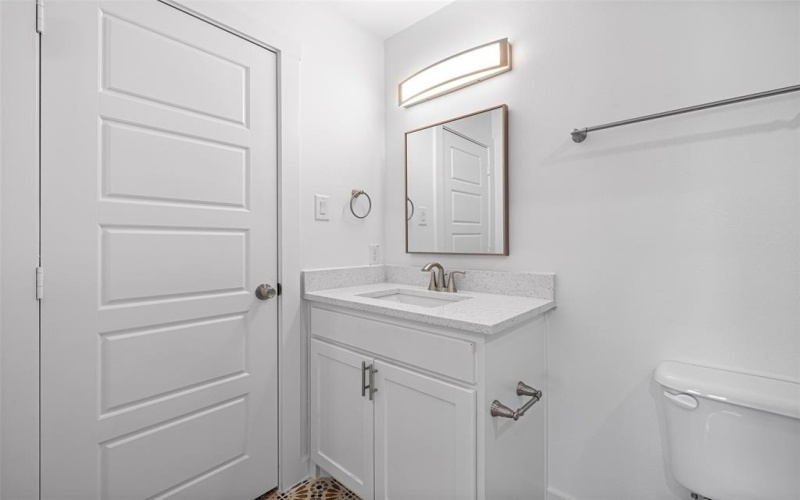 5708 Barkridge Drive, Granbury, TX 76048, 3 Bedrooms Bedrooms, ,2 BathroomsBathrooms,Residential,For Sale,5708 Barkridge Drive,20843636