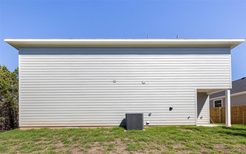 5708 Barkridge Drive, Granbury, TX 76048, 3 Bedrooms Bedrooms, ,2 BathroomsBathrooms,Residential,For Sale,5708 Barkridge Drive,20843636