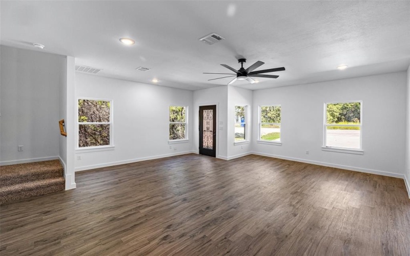 5708 Barkridge Drive, Granbury, TX 76048, 3 Bedrooms Bedrooms, ,2 BathroomsBathrooms,Residential,For Sale,5708 Barkridge Drive,20843636