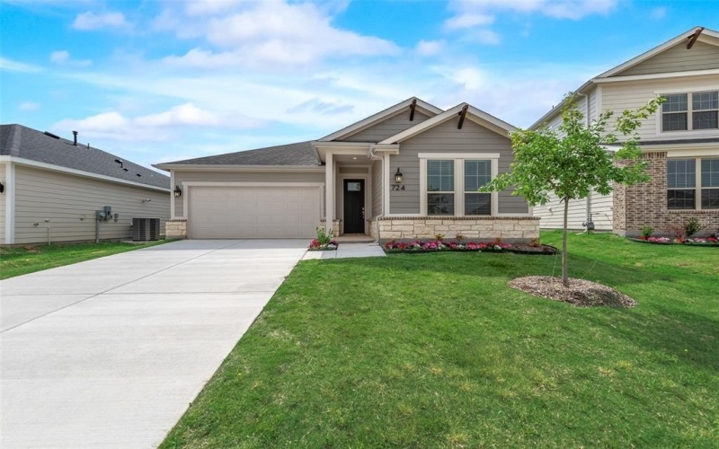 724 Marcus Lane, Crowley, TX 76036, 3 Bedrooms Bedrooms, ,2 BathroomsBathrooms,Residential,For Sale,724 Marcus Lane,20843648
