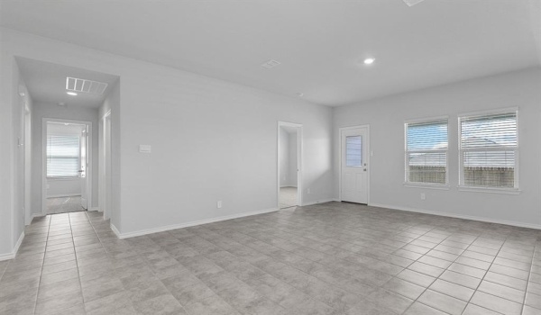 311 PECOS Drive, Azle, TX 76020, 4 Bedrooms Bedrooms, ,2 BathroomsBathrooms,Residential,For Sale,311 PECOS Drive,20843669