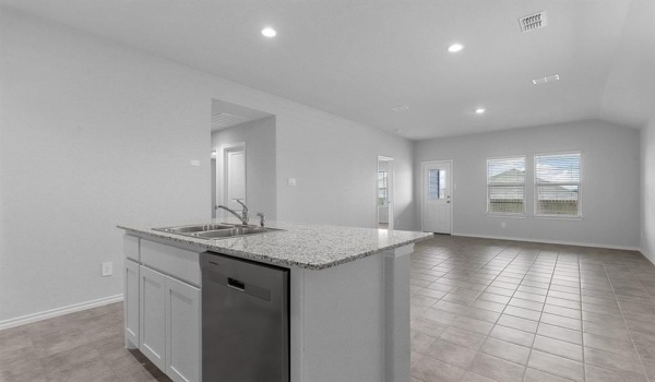 311 PECOS Drive, Azle, TX 76020, 4 Bedrooms Bedrooms, ,2 BathroomsBathrooms,Residential,For Sale,311 PECOS Drive,20843669