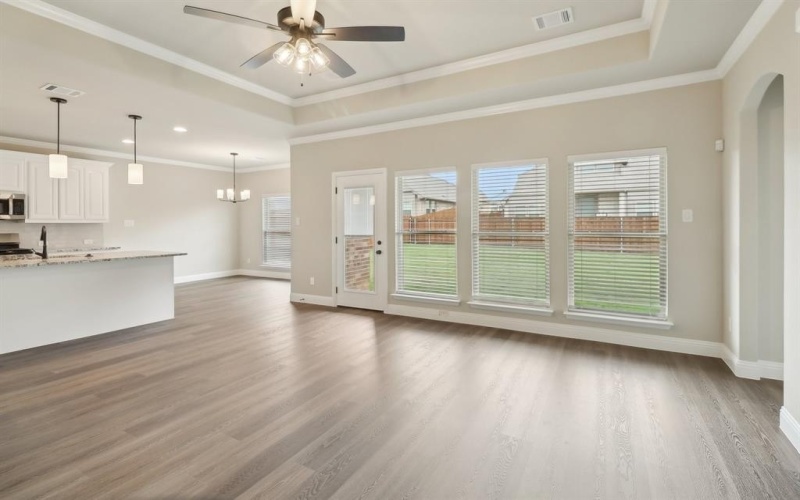 212 Navajo Trail, Alvarado, TX 76009, 4 Habitaciones Habitaciones , ,2 BañosBaños,Residential,En Venta,212 Navajo Trail,20843757