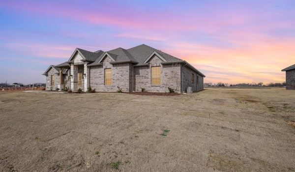 6036 Mango, Sanger, TX 76266, 4 Habitaciones Habitaciones , ,2 BañosBaños,Residential,En Venta,6036 Mango,20843962