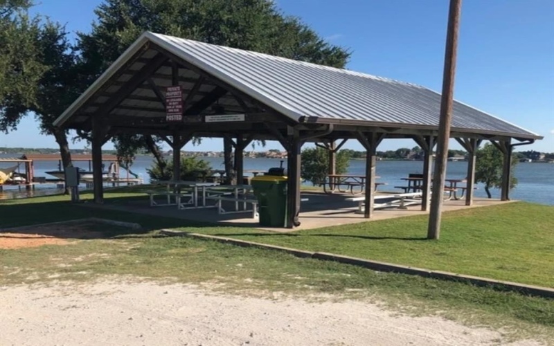 3005 Rockwood Drive, Granbury, TX 76048, 3 Bedrooms Bedrooms, ,2 BathroomsBathrooms,Residential,For Sale,3005 Rockwood Drive,20844079