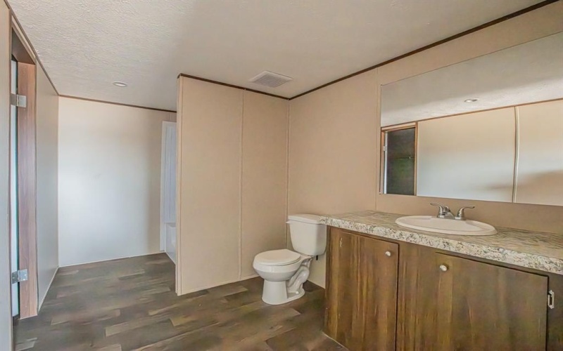 2053 Denver Road, Sunset, TX 76270, 5 Bedrooms Bedrooms, ,3 BathroomsBathrooms,Residential,For Sale,2053 Denver Road,20846844
