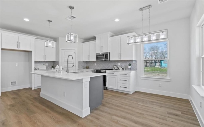 114 Griffin Street, Waxahachie, TX 75165, 3 Habitaciones Habitaciones , ,2 BañosBaños,Residential,En Venta,114 Griffin Street,20846849