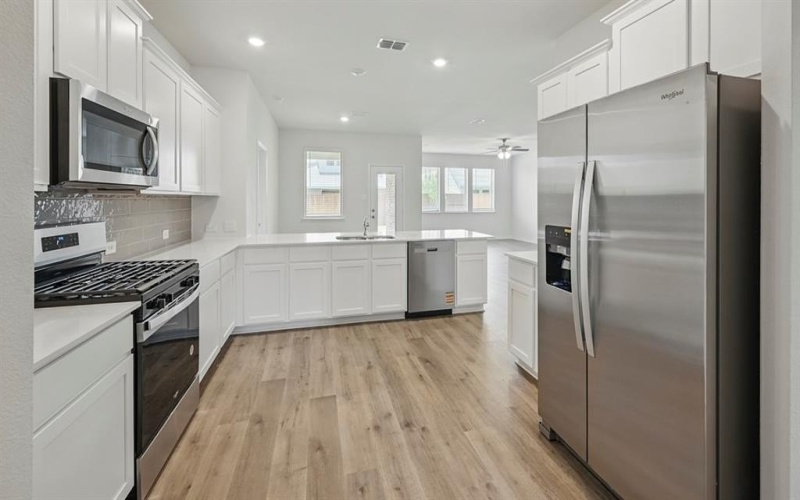 10116 Kayak Street, Aubrey, TX 76227, 4 Bedrooms Bedrooms, ,3 BathroomsBathrooms,Residential,For Sale,10116 Kayak Street,20846904
