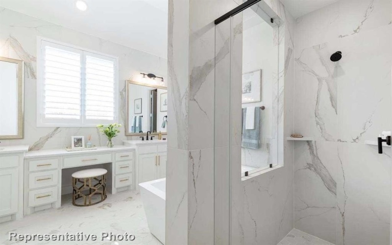 811 Shady Oaks Drive, Rockwall, TX 75087, 5 Bedrooms Bedrooms, ,6 BathroomsBathrooms,Residential,For Sale,811 Shady Oaks Drive,20844323