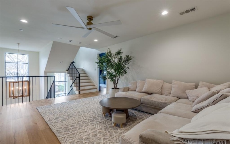 5441 Sewanee Avenue, Highland Park, TX 75205, 4 Bedrooms Bedrooms, ,5 BathroomsBathrooms,Residential Lease,For Rent,5441 Sewanee Avenue,20847093