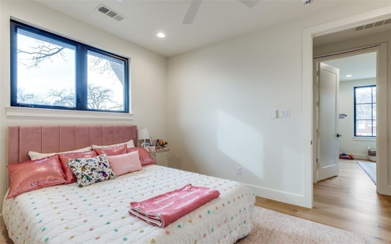 5441 Sewanee Avenue, Highland Park, TX 75205, 4 Bedrooms Bedrooms, ,5 BathroomsBathrooms,Residential Lease,For Rent,5441 Sewanee Avenue,20847093