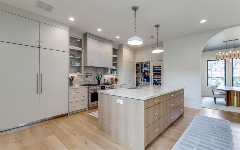 5441 Sewanee Avenue, Highland Park, TX 75205, 4 Bedrooms Bedrooms, ,5 BathroomsBathrooms,Residential Lease,For Rent,5441 Sewanee Avenue,20847093