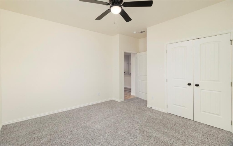 712 E 4th Avenue, Corsicana, TX 75110, 4 Habitaciones Habitaciones , ,2 BañosBaños,Residential,En Venta,712 E 4th Avenue,20847268