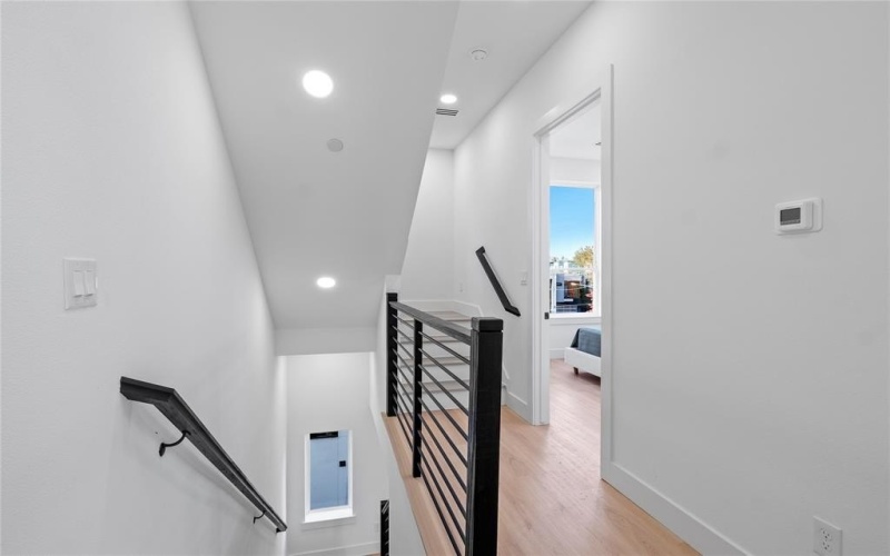 2015 California Drive #104, Dallas, TX 75204, 2 Bedrooms Bedrooms, ,2 BathroomsBathrooms,Residential Lease,For Rent,2015 California Drive,20844536