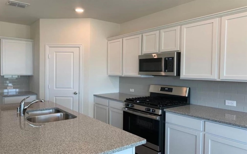 5910 Nyquist Way, Forney, TX 75126, 3 Bedrooms Bedrooms, ,2 BathroomsBathrooms,Residential Lease,For Rent,5910 Nyquist Way,20844545