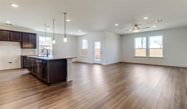 1121 Elijah Drive, Anna, TX 75409, 5 Bedrooms Bedrooms, ,3 BathroomsBathrooms,Residential Lease,For Rent,1121 Elijah Drive,20844567
