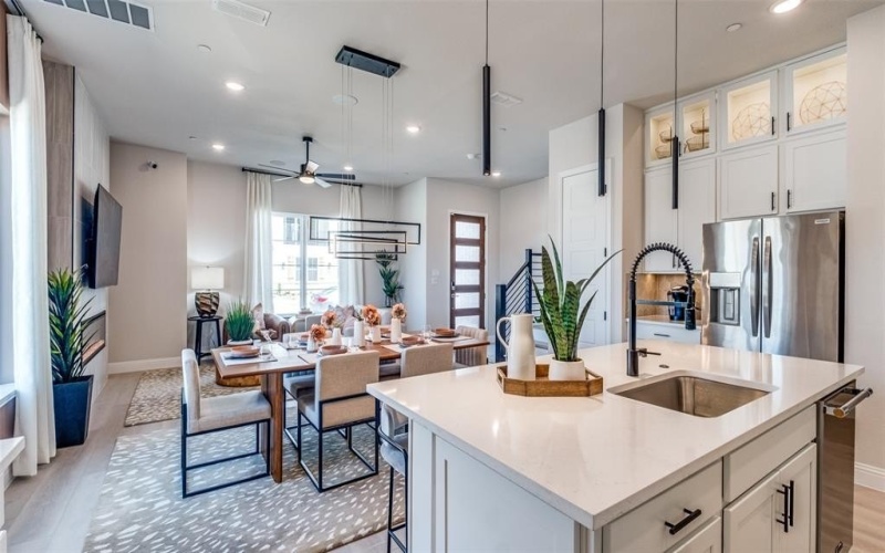 6228 Fortuna Lane, McKinney, TX 75070, 3 Bedrooms Bedrooms, ,2 BathroomsBathrooms,Residential,For Sale,6228 Fortuna Lane,20847336