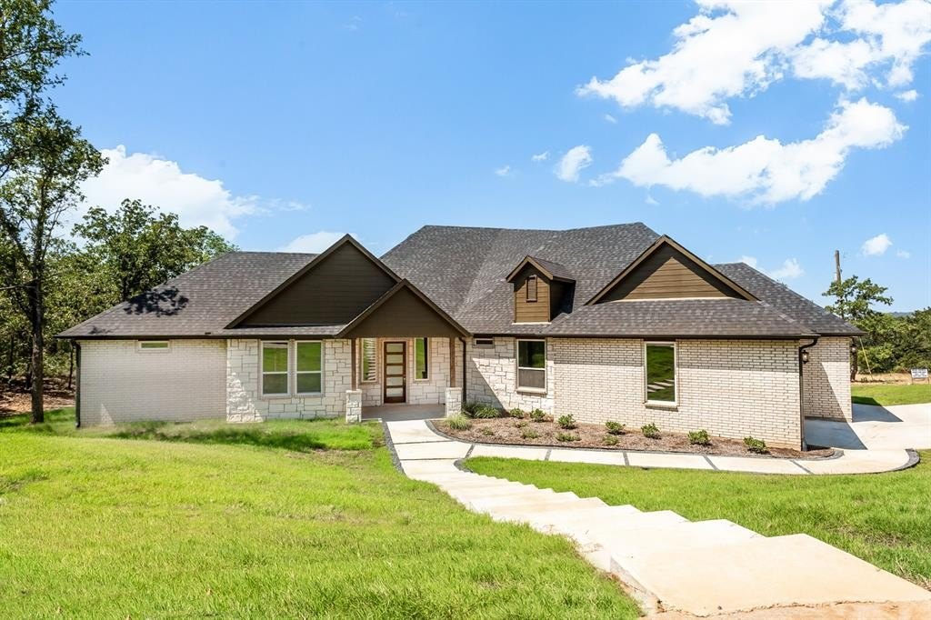 237 Jim Walters Drive, Runaway Bay, TX 76426, 4 Bedrooms Bedrooms, ,3 BathroomsBathrooms,Residential,For Sale,237 Jim Walters Drive,20847345