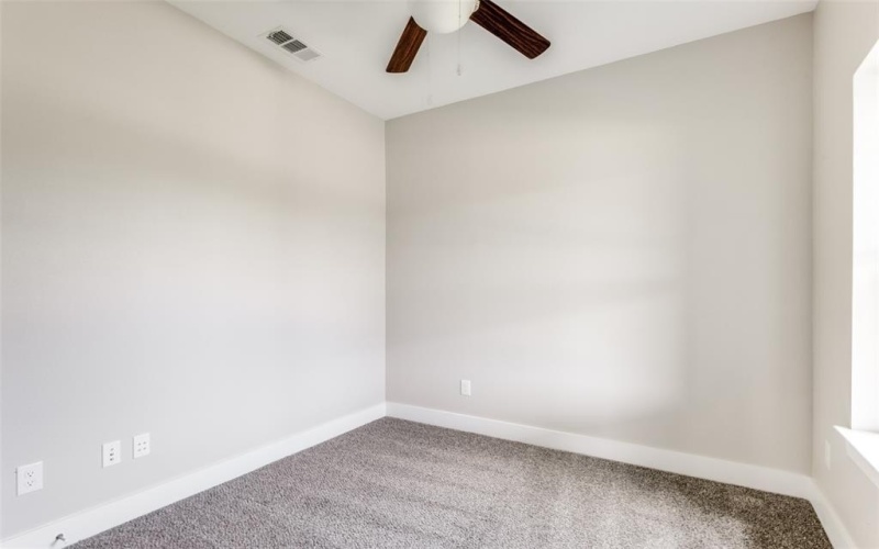 1218 Lynn Way, Waxahachie, TX 75165, 4 Bedrooms Bedrooms, ,2 BathroomsBathrooms,Residential,For Sale,1218 Lynn Way,20847447