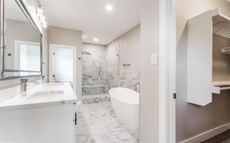 1218 Lynn Way, Waxahachie, TX 75165, 4 Bedrooms Bedrooms, ,2 BathroomsBathrooms,Residential,For Sale,1218 Lynn Way,20847447