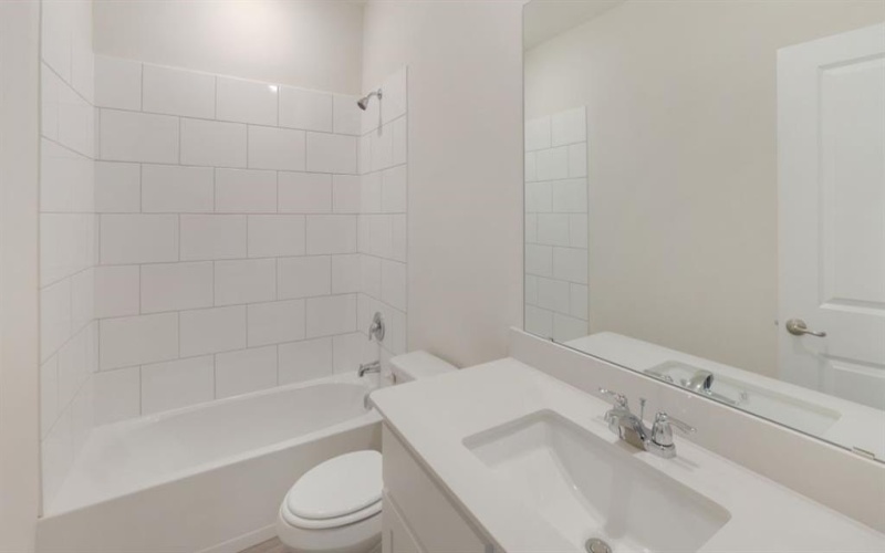 9216 Cessna Ave, McKinney, TX 75071, 4 Bedrooms Bedrooms, ,3 BathroomsBathrooms,Residential,For Sale,9216 Cessna Ave,20847457