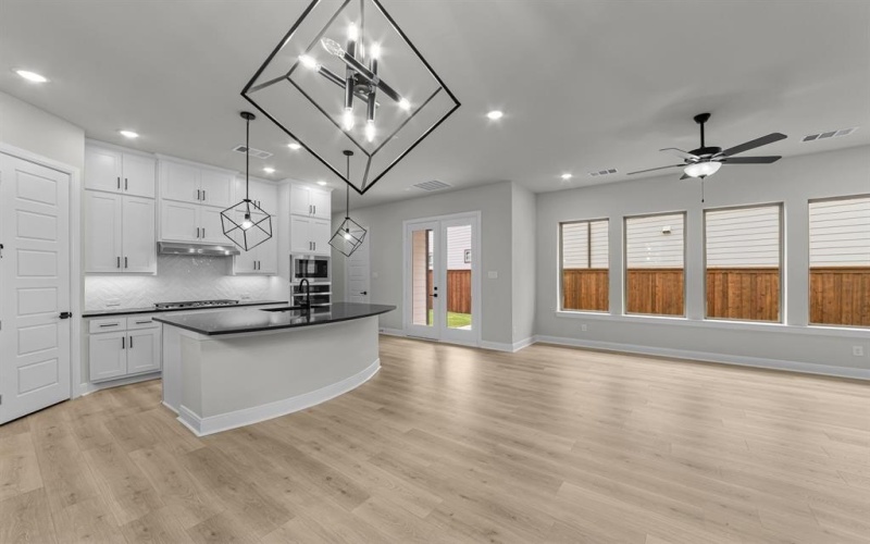 13837 Wembley Bend Way, Fort Worth, TX 76008, 3 Bedrooms Bedrooms, ,2 BathroomsBathrooms,Residential,For Sale,13837 Wembley Bend Way,20844915