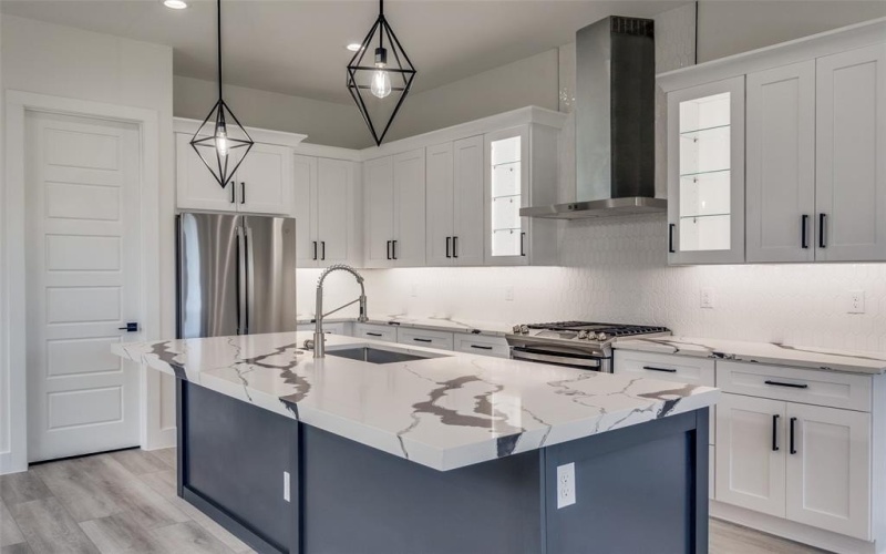 7805 Denton Drive, Dallas, TX 75235, 3 Bedrooms Bedrooms, ,2 BathroomsBathrooms,Residential Lease,For Rent,7805 Denton Drive,20847716