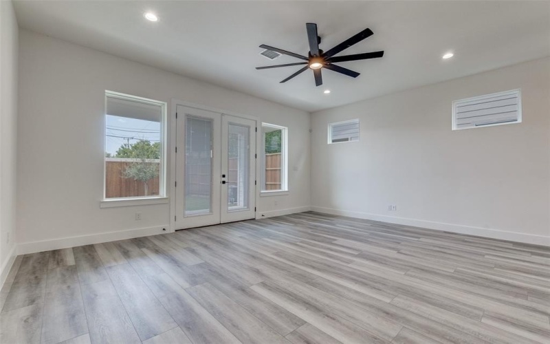 7805 Denton Drive, Dallas, TX 75235, 3 Bedrooms Bedrooms, ,2 BathroomsBathrooms,Residential Lease,For Rent,7805 Denton Drive,20847716