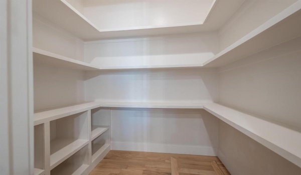 3765 Highgrove Drive, Dallas, TX 75220, 3 Habitaciones Habitaciones , ,2 BañosBaños,Residential,En Venta,3765 Highgrove Drive,20847875