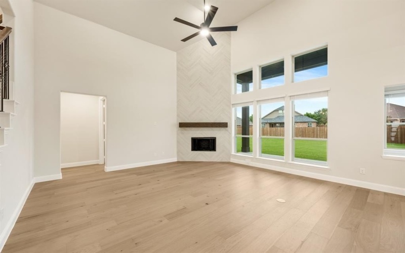 127 Tetrad Circle, Waxahachie, TX 75165, 4 Bedrooms Bedrooms, ,3 BathroomsBathrooms,Residential,For Sale,127 Tetrad Circle,20848107