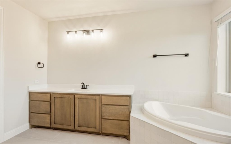 127 Tetrad Circle, Waxahachie, TX 75165, 4 Bedrooms Bedrooms, ,3 BathroomsBathrooms,Residential,For Sale,127 Tetrad Circle,20848107