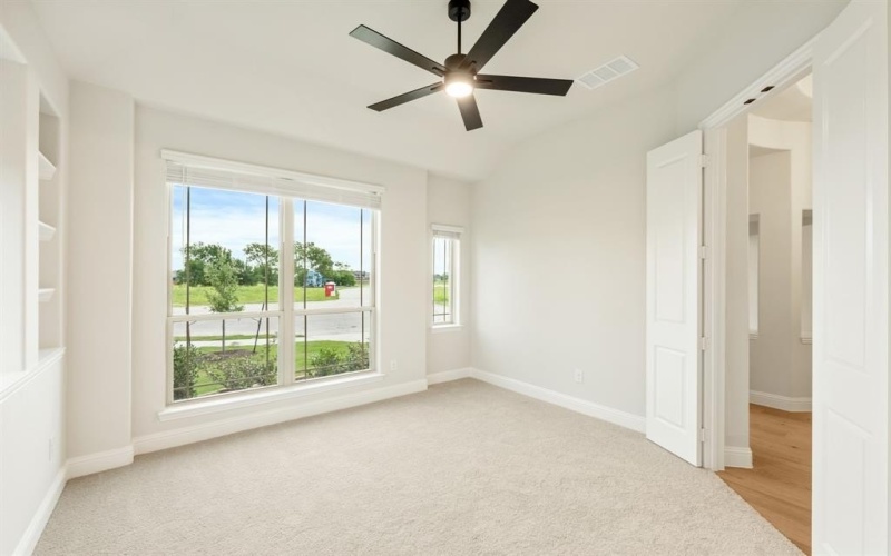 127 Tetrad Circle, Waxahachie, TX 75165, 4 Bedrooms Bedrooms, ,3 BathroomsBathrooms,Residential,For Sale,127 Tetrad Circle,20848107
