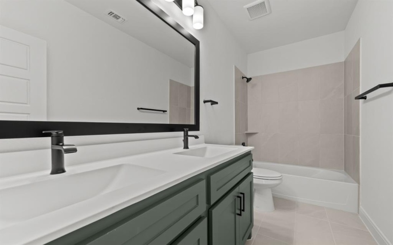 2803 Long Trail, Mansfield, TX 76063, 4 Habitaciones Habitaciones , ,3 BañosBaños,Residential,En Venta,2803 Long Trail,20845244