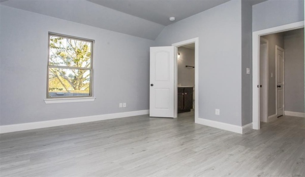 415 W Elm Street #415/417, Denison, TX 75020, 6 Bedrooms Bedrooms, ,5 BathroomsBathrooms,Residential Multi Family,For Sale,415 W Elm Street,20845283
